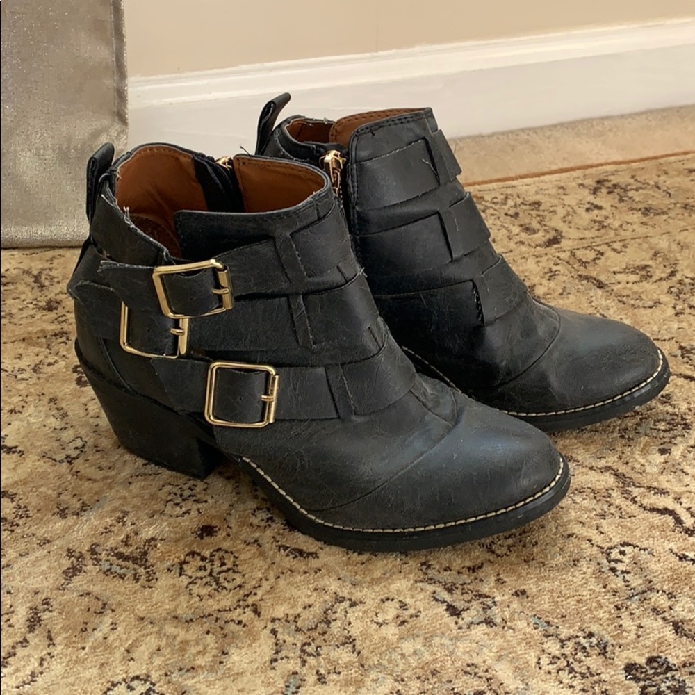 Gold buckle black Report booties